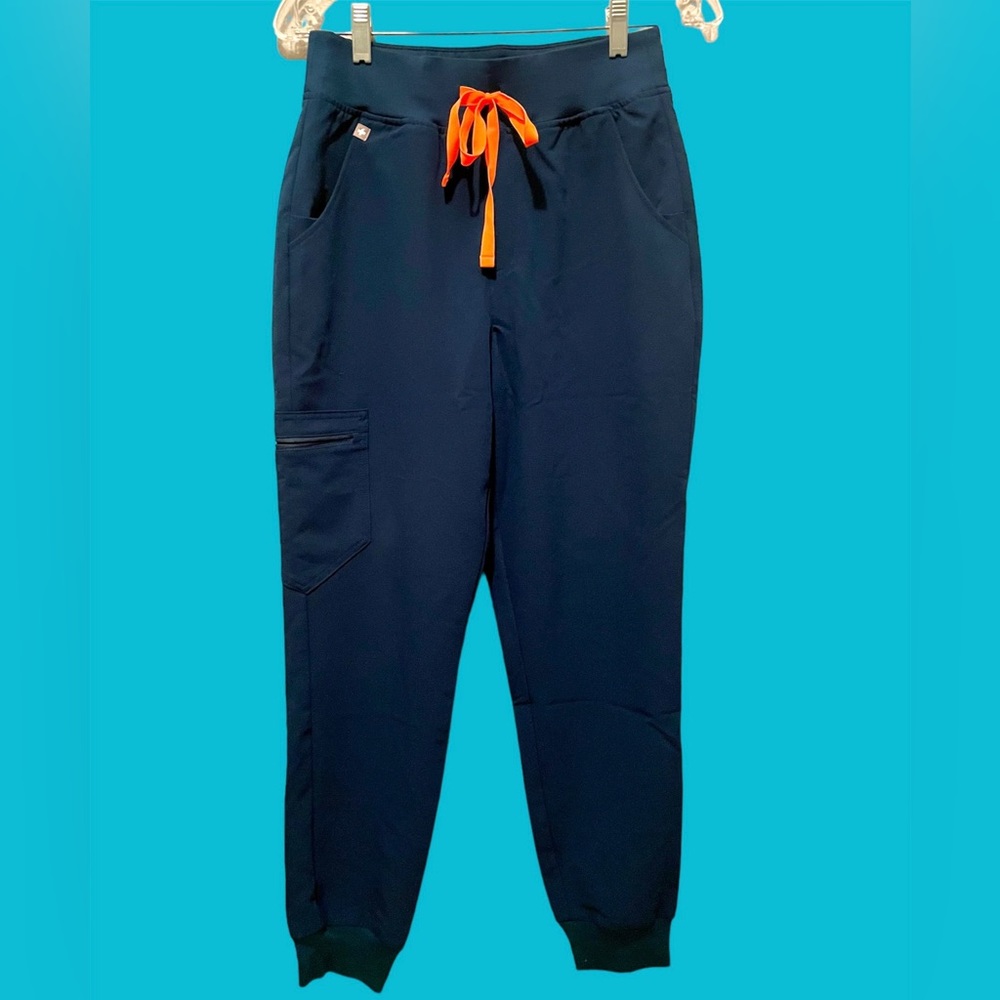 NWT Figs Zamora scrub pants